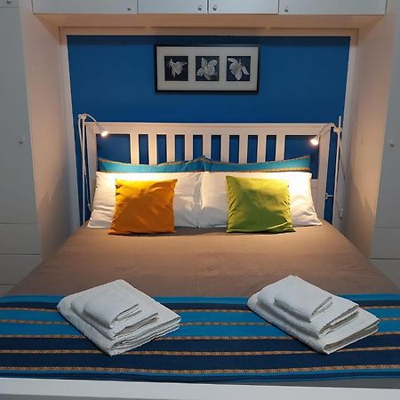 New Little House Hotel Napoli Exterior foto